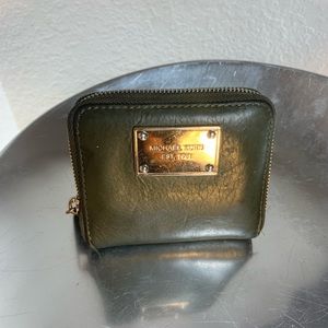 Small Micheal Kors Leather wallet